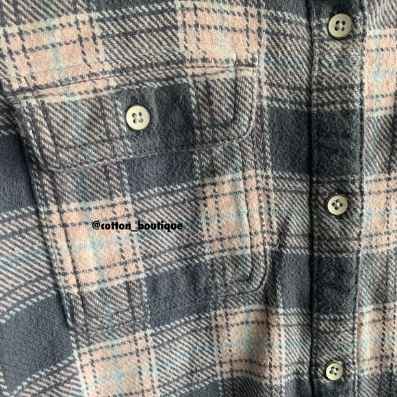 Built-In Flex Flannel Utility Pocket Shirt - Picture 6 of 8